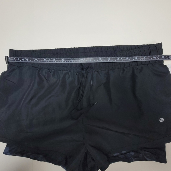 RBK Reebok NEW Micofiber Athletic Stretch Vented Women's Pink Running Bike S… - Picture 11 of 16